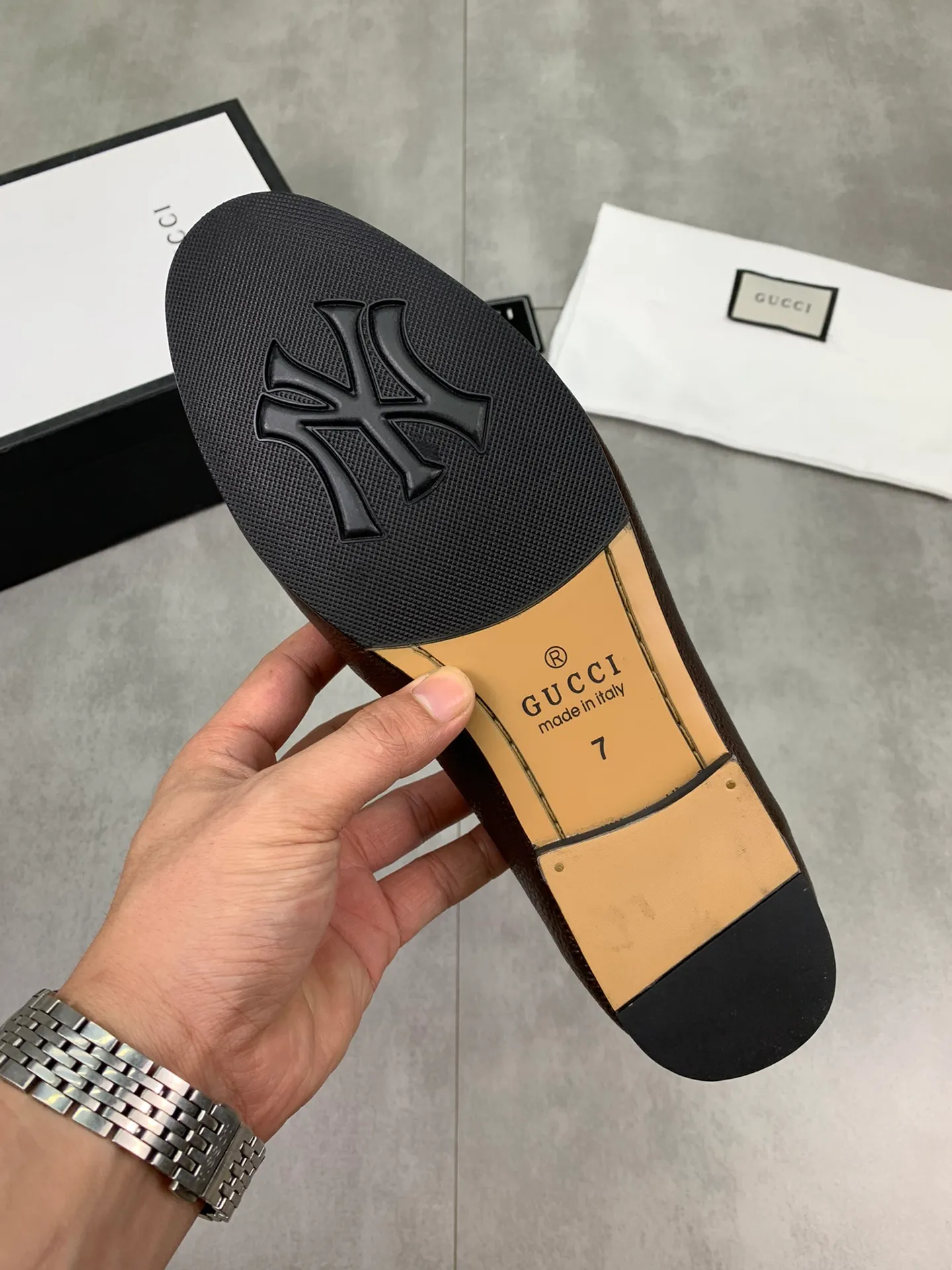 Men's men's shoes💰P520💰[New model]🆘Water-dyed cow lining [GUCCI] Gucci leather shoes, top men's purchasing agent, 2022 counter simultaneous sale, top-grade original calfskin imported from Italy ➕ first-layer cowhide lining) original sole provided by the original factory, fine workmanship, impeccable👍 You can enter and exit the counter at will; the real thing is super beautiful Sizes 38 to 44; 3⃣️colors🉑️ to choose from